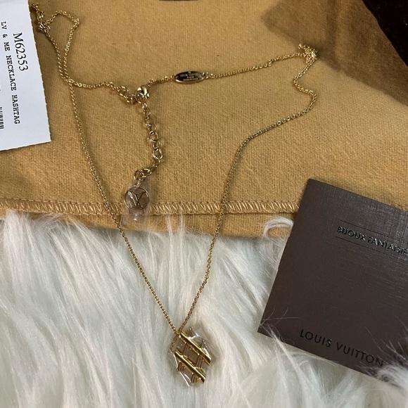 lv &me necklace hashtag - Picture 14 of 17
